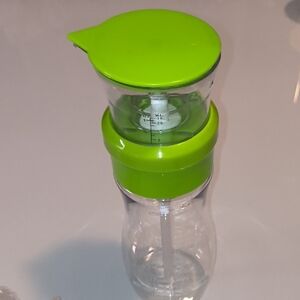 Perfect Measure Dressing Cruet